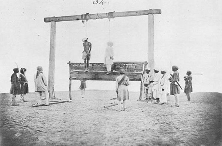 old-india-photos-unknown-freedom-fighters-hanged