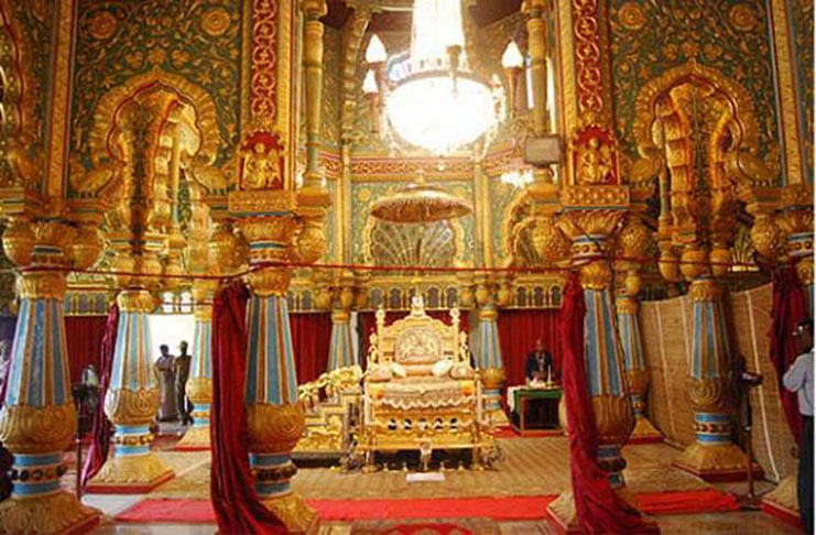 Mysore-Palace-Golden-Throne